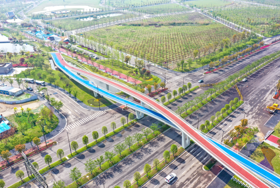 南京江北新区青龙景观? width=